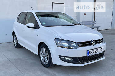 Хетчбек Volkswagen Polo 2014 в 