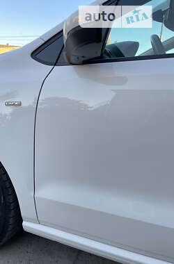 Хетчбек Volkswagen Polo 2014 в 