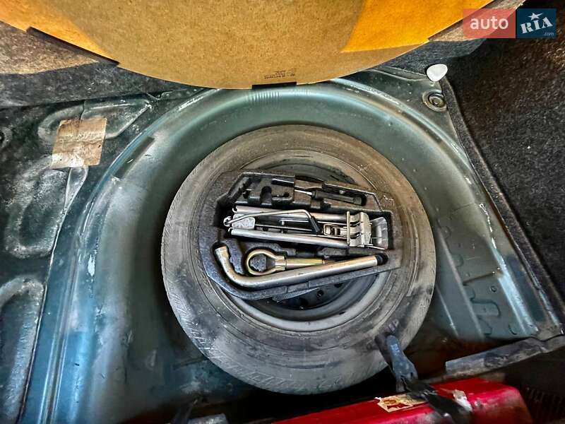 Хэтчбек Volkswagen Polo 2006 в Одессе