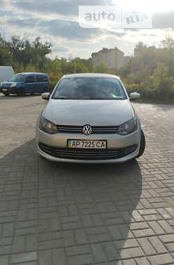 Седан Volkswagen Polo 2011 в Черновцах