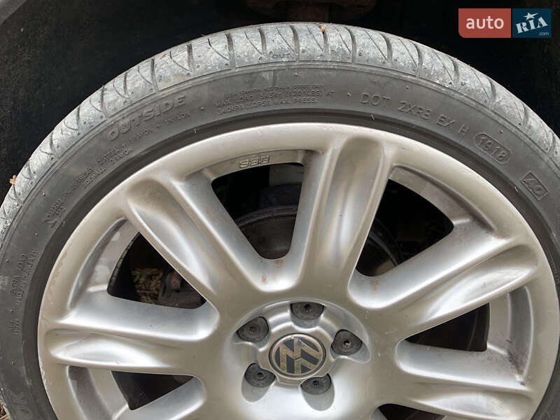 Хетчбек Volkswagen Polo 2006 в Збаражі