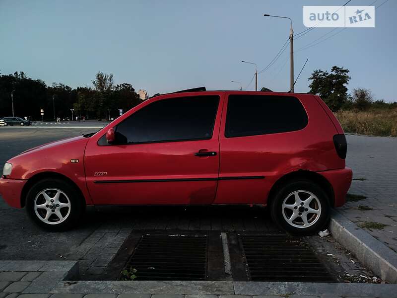 Хэтчбек Volkswagen Polo 1997 в Новомосковске
