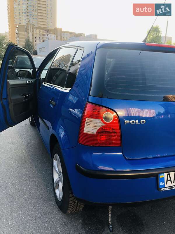 Хэтчбек Volkswagen Polo 2004 в Киеве