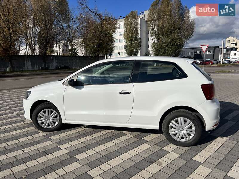 Хетчбек Volkswagen Polo 2016 в Львові