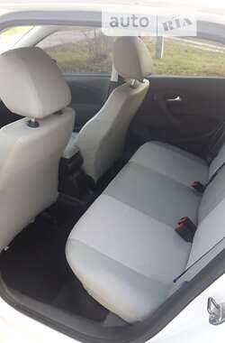 Хетчбек Volkswagen Polo 2012 в 
