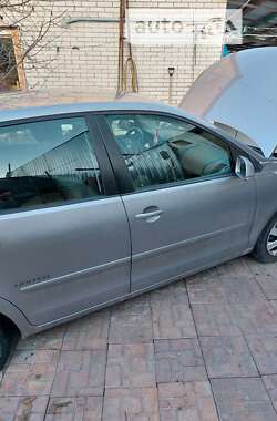 Хэтчбек Volkswagen Polo 2008 в Яготине