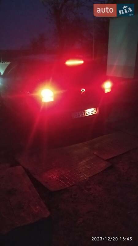 Хэтчбек Volkswagen Polo 2001 в Кропивницком