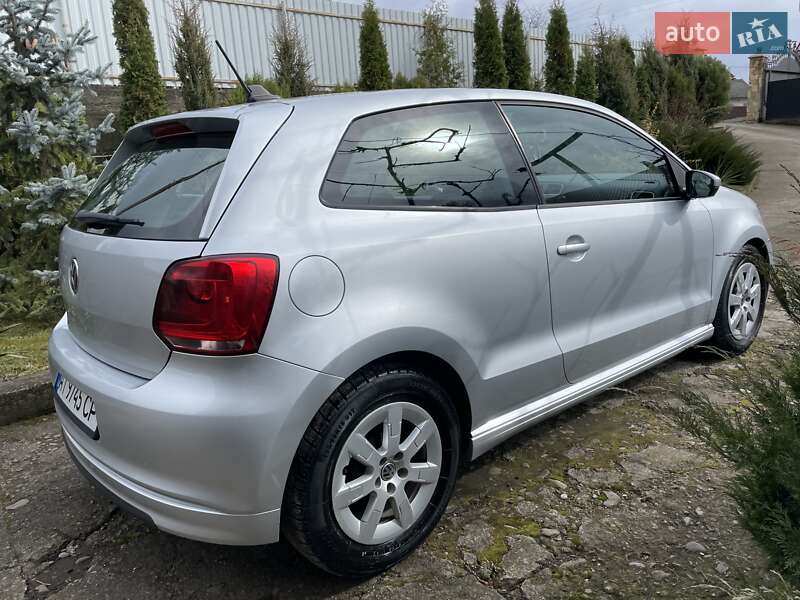 Хэтчбек Volkswagen Polo 2011 в Городенке