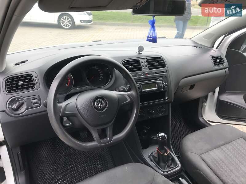 Хэтчбек Volkswagen Polo 2016 в Луцке