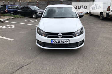 Седан Volkswagen Polo 2018 в Киеве