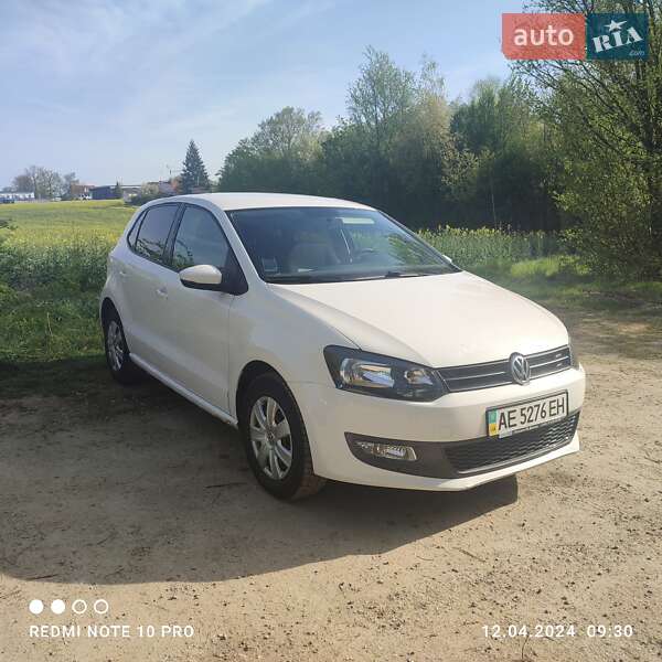 Хэтчбек Volkswagen Polo 2010 в Ужгороде