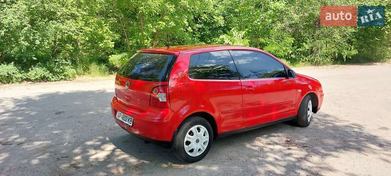 Хэтчбек Volkswagen Polo 2002 в Запорожье