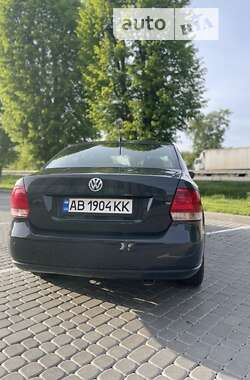 Седан Volkswagen Polo 2013 в Виннице