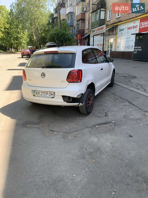 Хэтчбек Volkswagen Polo 2014 в Киеве