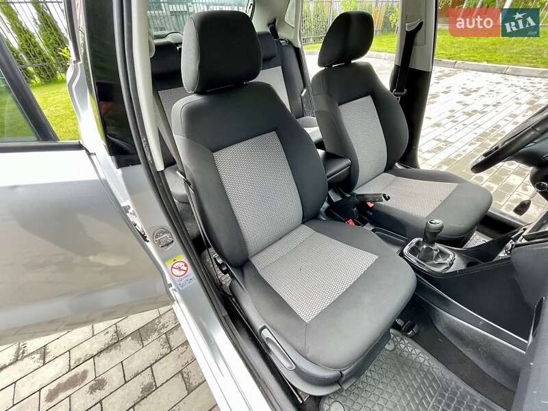 Хэтчбек Volkswagen Polo 2011 в Кременчуге