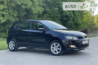 Хэтчбек Volkswagen Polo 2011 в Болехове