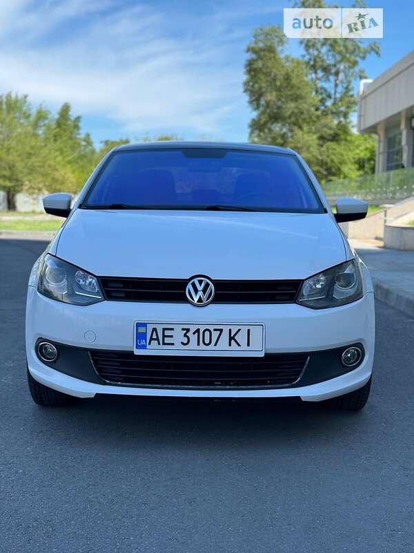 Седан Volkswagen Polo 2013 в Дніпрі