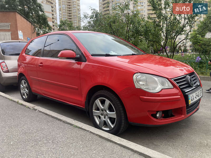 Хэтчбек Volkswagen Polo 2008 в Киеве