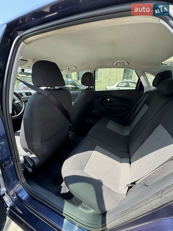 Седан Volkswagen Polo 2014 в Одессе