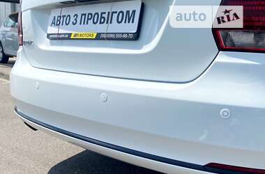 Седан Volkswagen Polo 2019 в Киеве