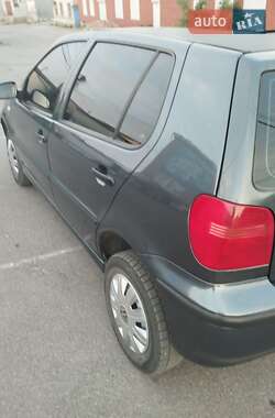 Хетчбек Volkswagen Polo 2000 в 