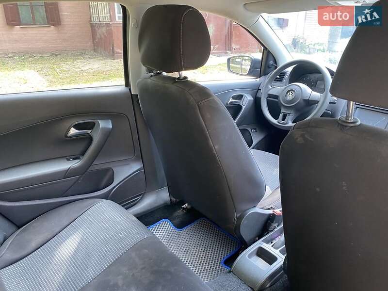 Седан Volkswagen Polo 2011 в Кобеляках
