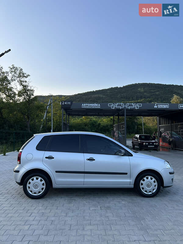 Хетчбек Volkswagen Polo 2005 в Виноградові