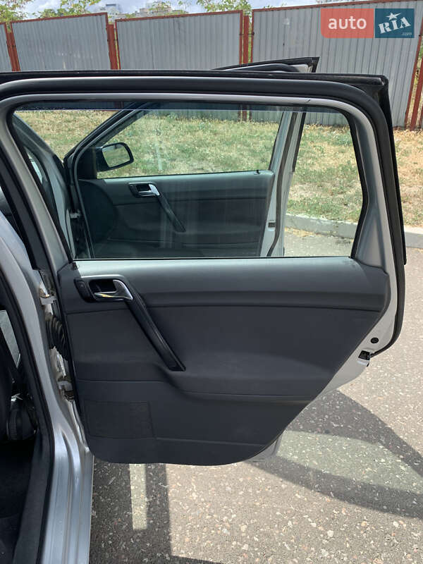 Хэтчбек Volkswagen Polo 2004 в Великодолинском фото 11 Хэтчбек Volkswagen Polo 2004 в Великодолинском