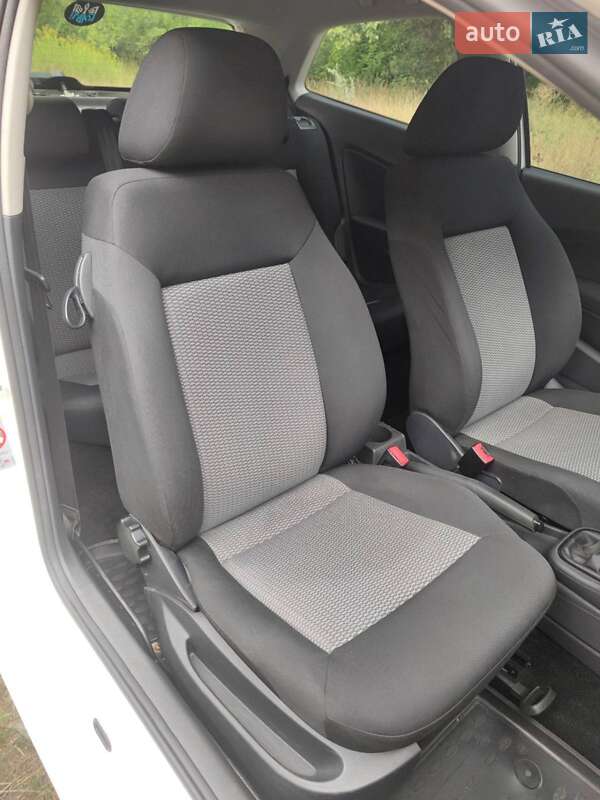 Хэтчбек Volkswagen Polo 2014 в Сумах
