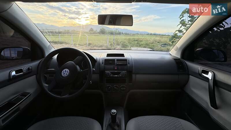 Хетчбек Volkswagen Polo 2002 в Хусті