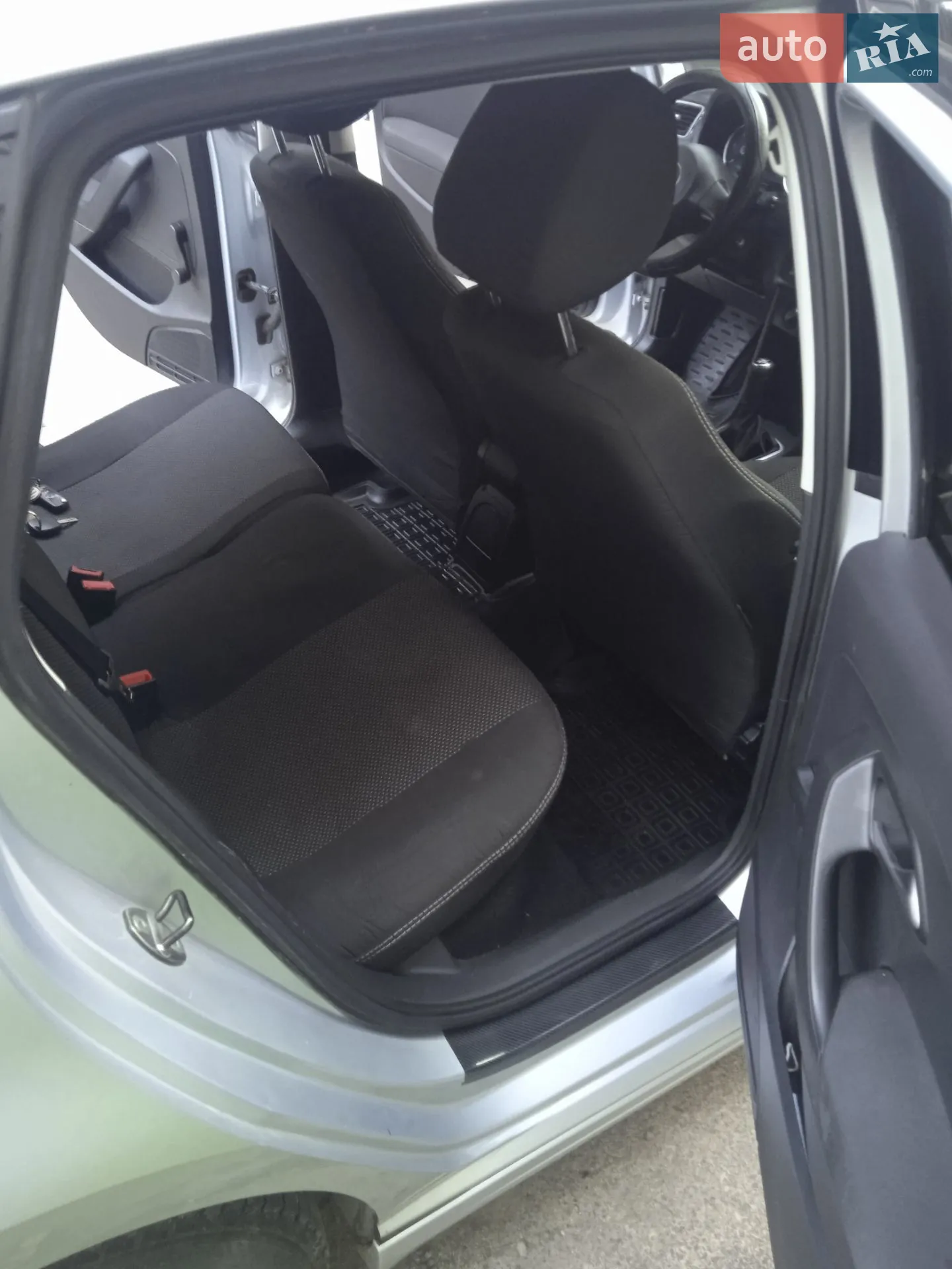 2010 Volkswagen Polo - мініатюра 7