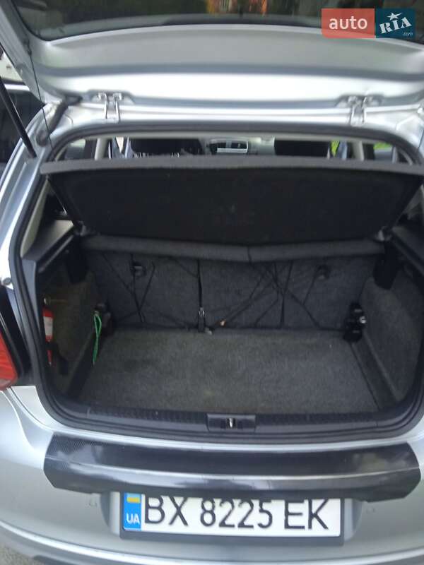 Хетчбек Volkswagen Polo 2010 в Хмельницькому