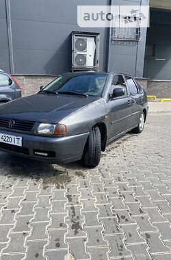 Седан Volkswagen Polo 1997 в Теребовлі