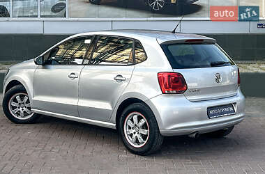 Хэтчбек Volkswagen Polo 2011 в Черновцах