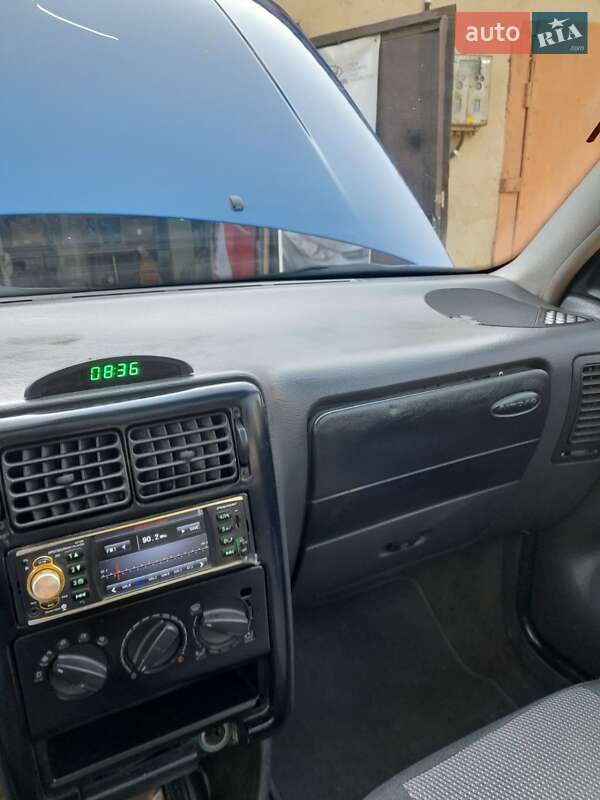 Хэтчбек Volkswagen Polo 1998 в Одессе