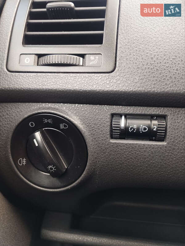 Хэтчбек Volkswagen Polo 2006 в Каменец-Подольском