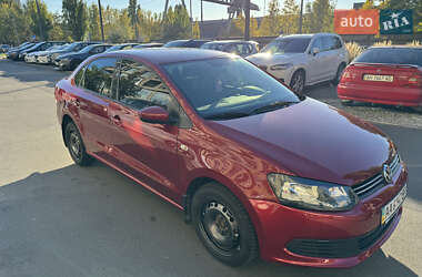 Седан Volkswagen Polo 2012 в Киеве