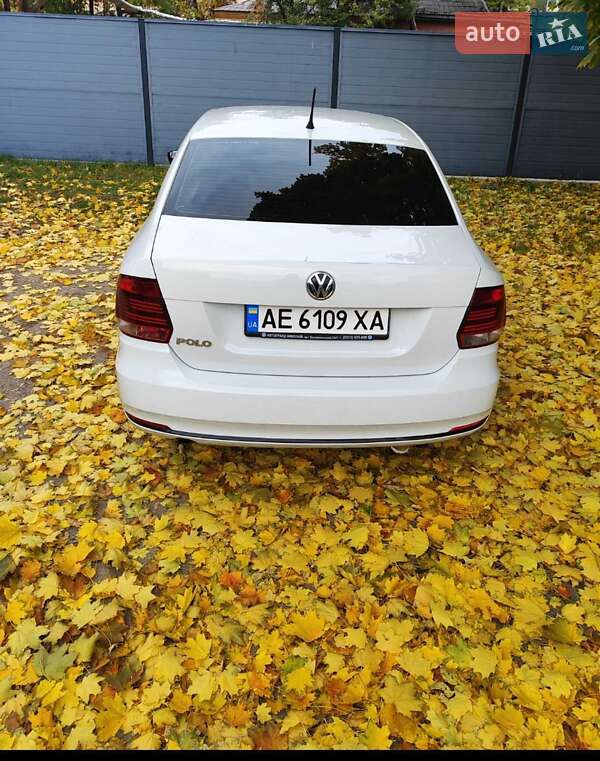 Седан Volkswagen Polo 2018 в Дніпрі