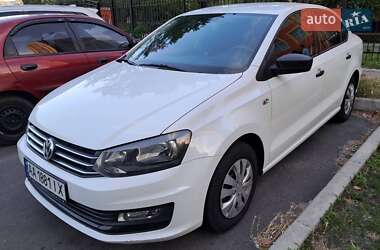 Седан Volkswagen Polo 2018 в Львові