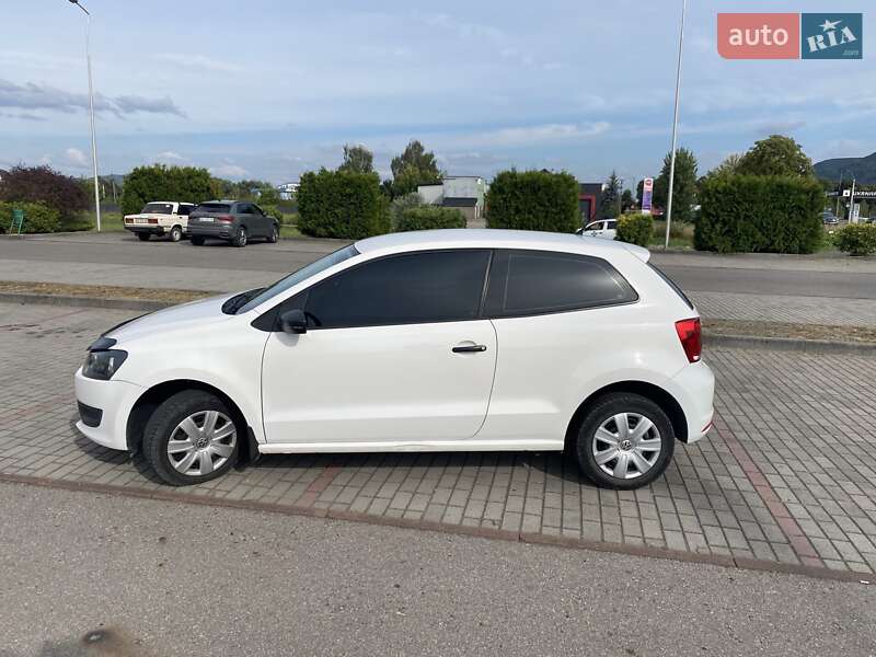 Хэтчбек Volkswagen Polo 2013 в Тячеве