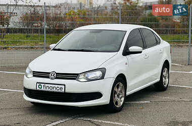 Седан Volkswagen Polo 2011 в Києві