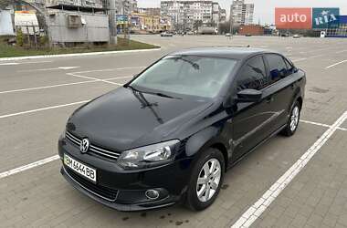 Седан Volkswagen Polo 2011 в Сумах