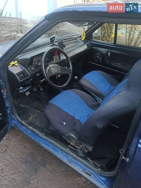 Хетчбек Volkswagen Polo 1987 в Борщеві