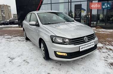 Седан Volkswagen Polo 2017 в Хмельницькому