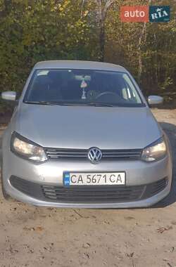 Седан Volkswagen Polo 2013 в Каневе