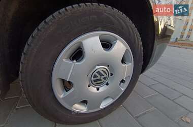 Хэтчбек Volkswagen Polo 2005 в 
