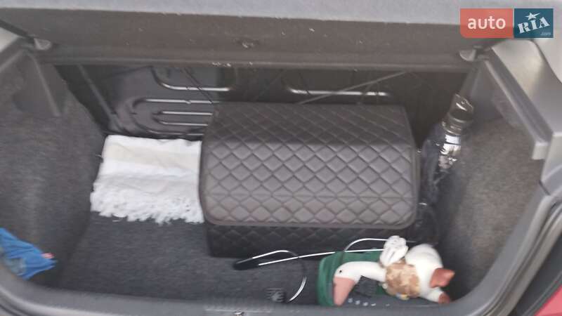 Хетчбек Volkswagen Polo 2005 в Черкасах