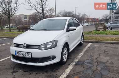 Седан Volkswagen Polo 2013 в Берегово