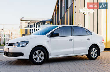 Седан Volkswagen Polo 2013 в Баре