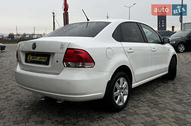 Седан Volkswagen Polo 2013 в Мукачевому